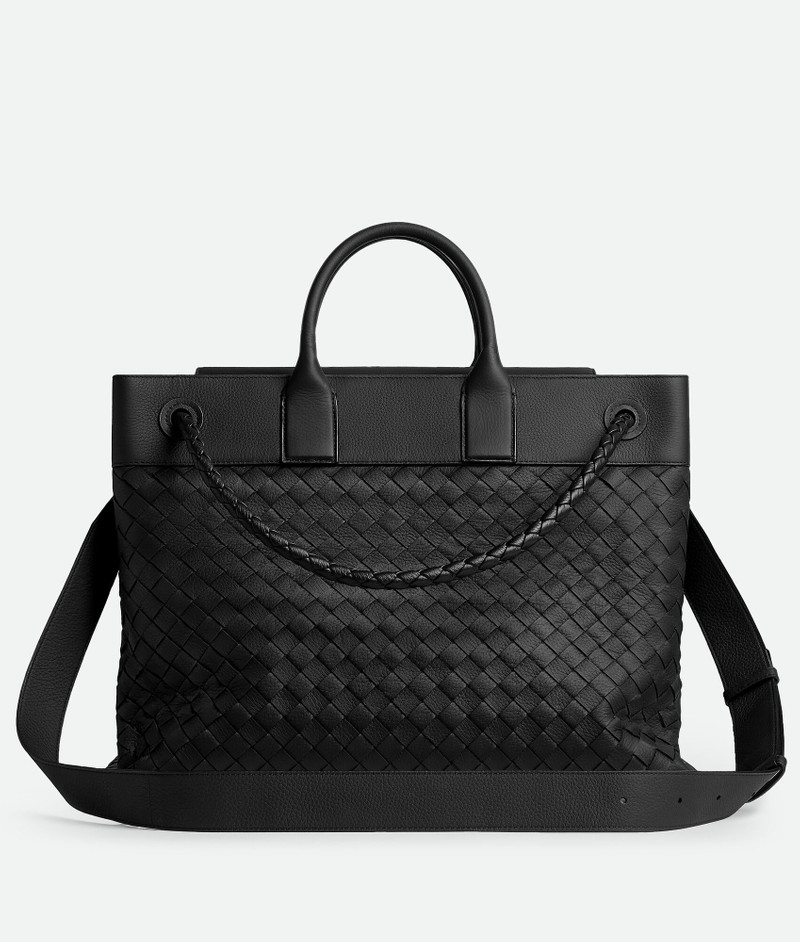 Bottega Veneta Andiamo Voyager outlook