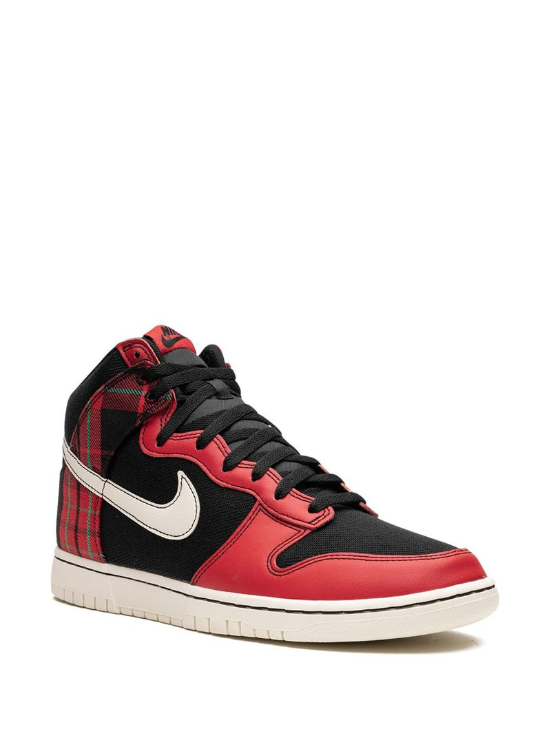 Nike Dunk High "Plaid - Black/Red" sneakers outlook