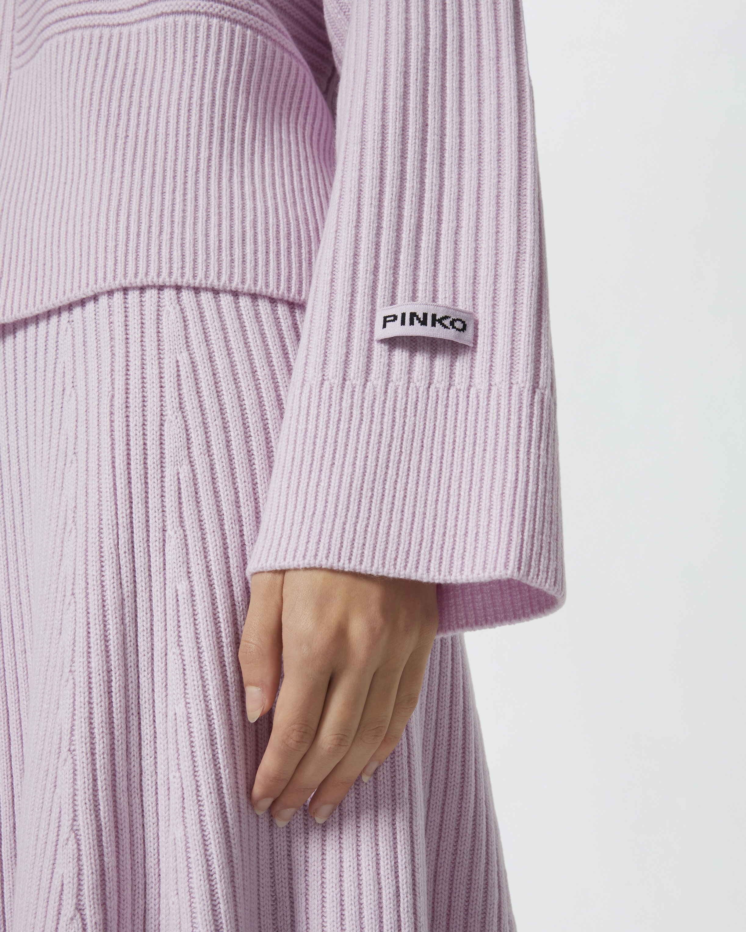 WOOL AND CASHMERE V-NECK RIBBED SWEATER - 5