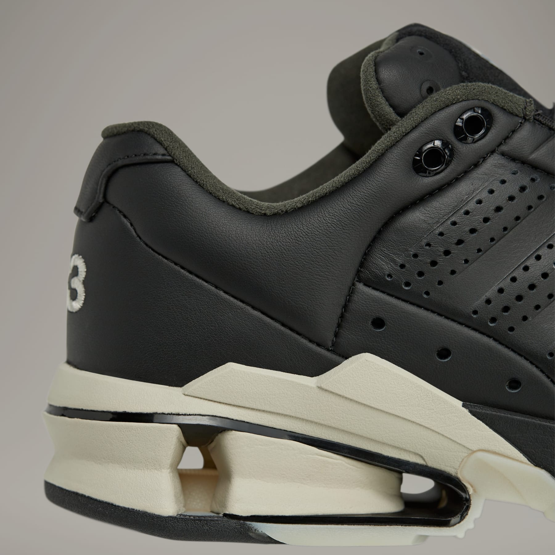 Y-3 A3 Control - 9