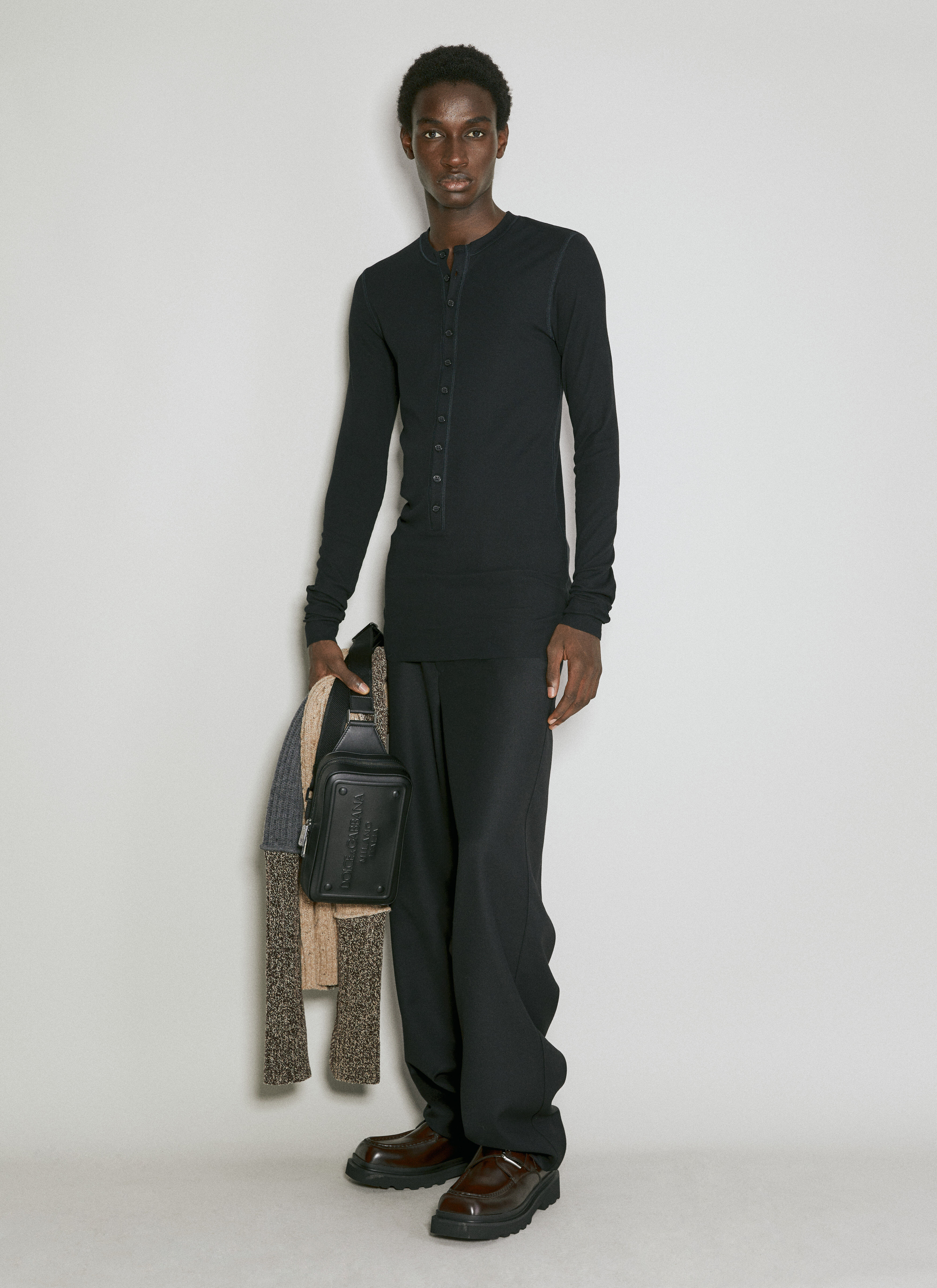 Embossed Logo Leather Crossbody Bag - 4