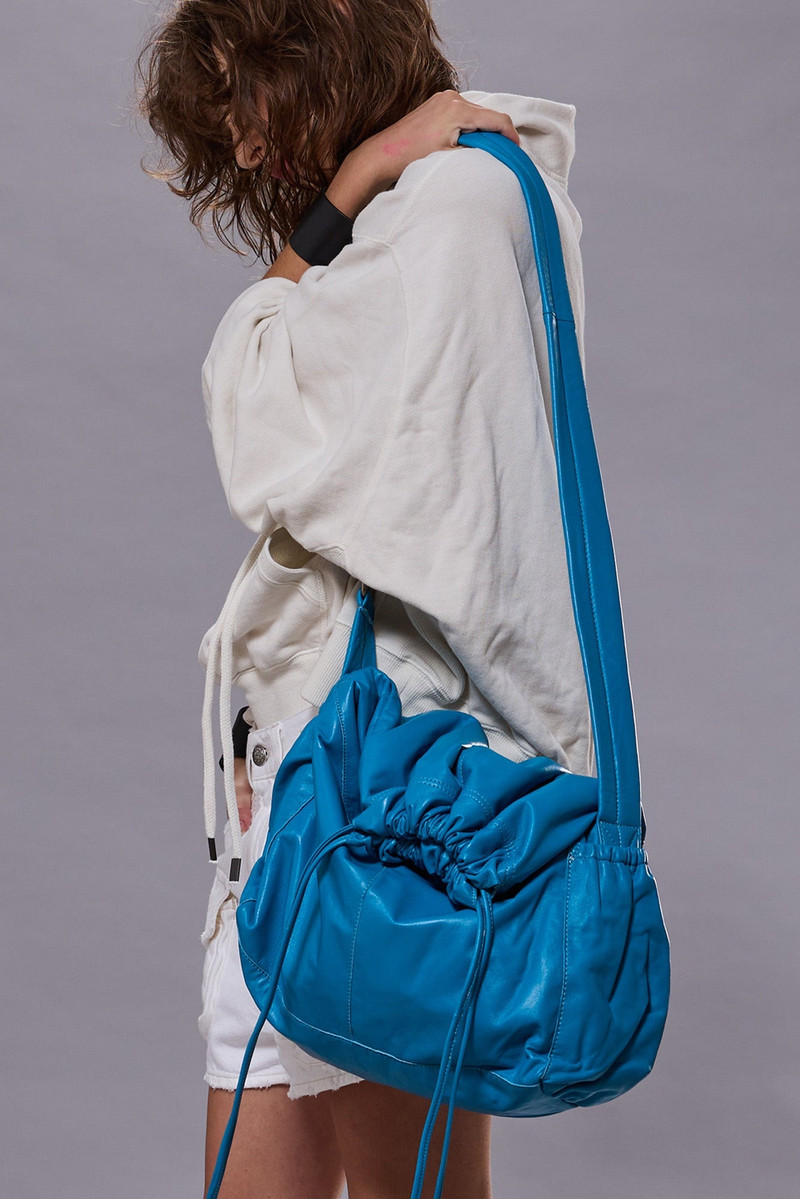SOFT MESSENGER BAG 1