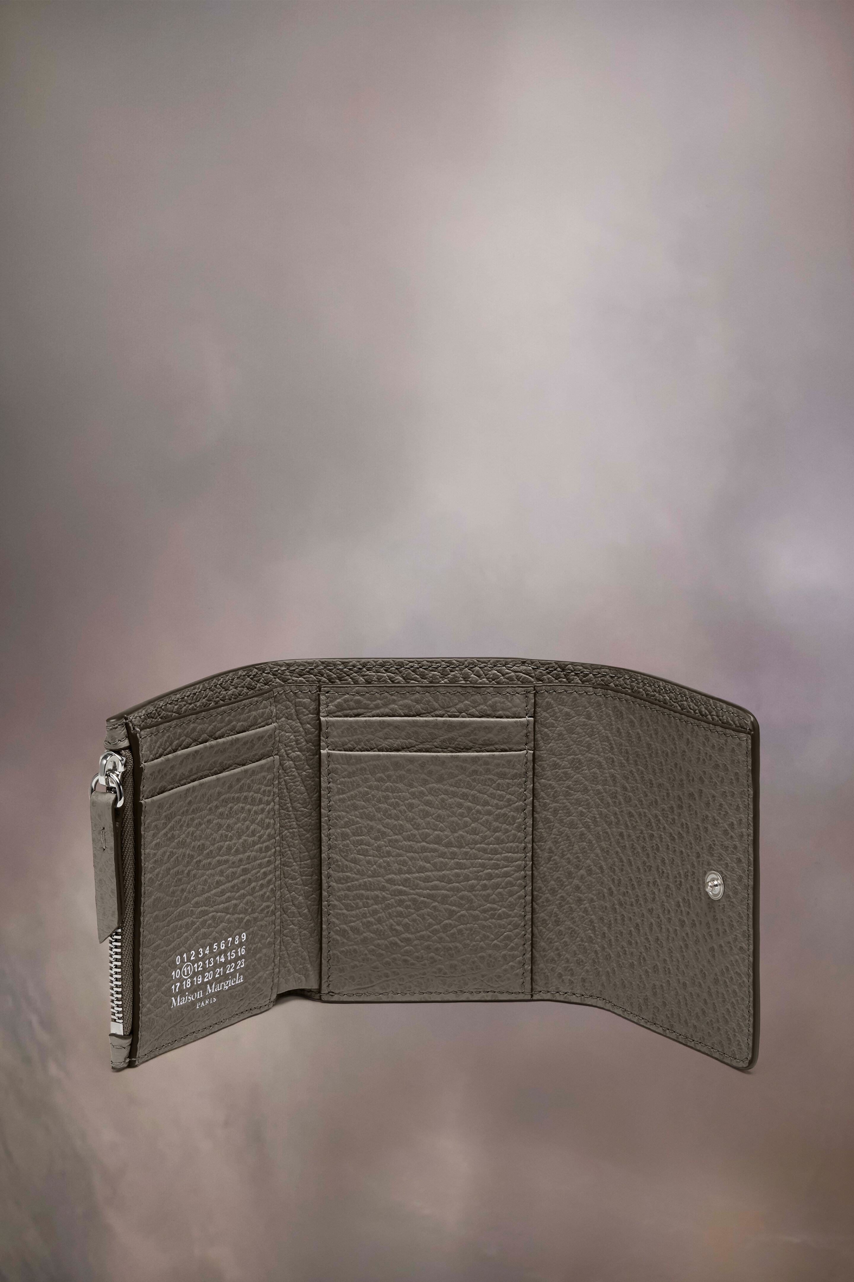 Four stitches wallet - 4