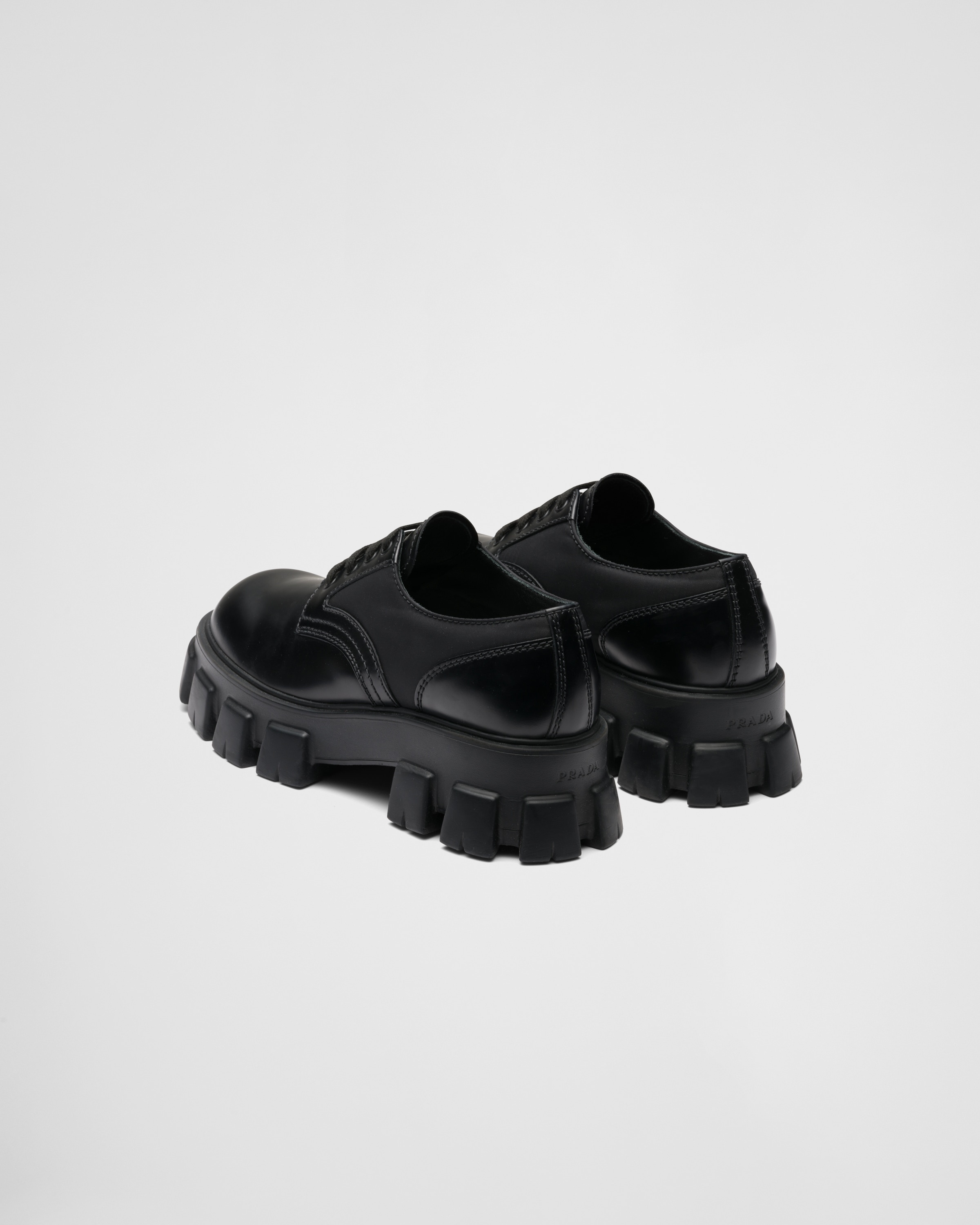Monolith brushed rois leather and nylon lace-up shoes - 5