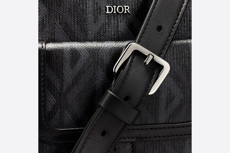 Dior Hit The Road Vertical Pouch 5