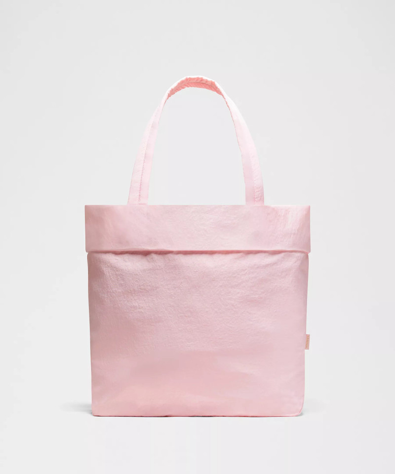 lululemon On My Level Carryall Tote Bag 27.5L outlook