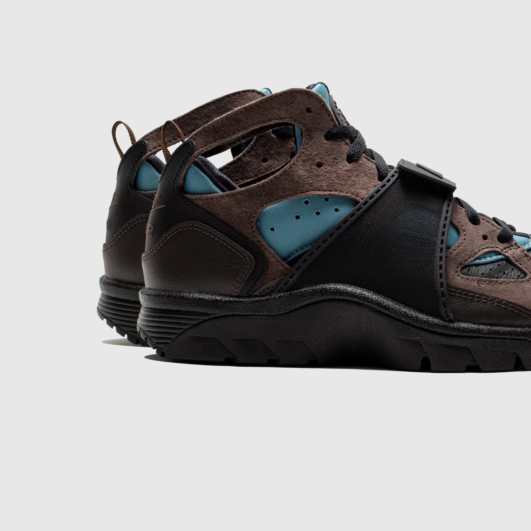 AIR TRAINER HUARACHE "BAROQUE BROWN" - 5