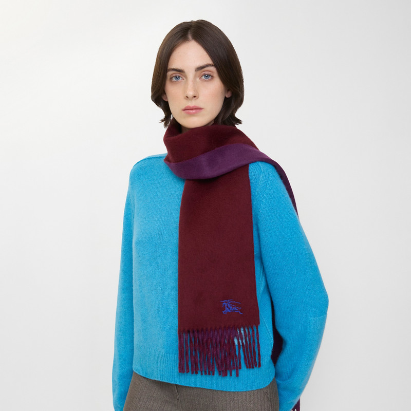 Burberry Reversible Cashmere Scarf outlook