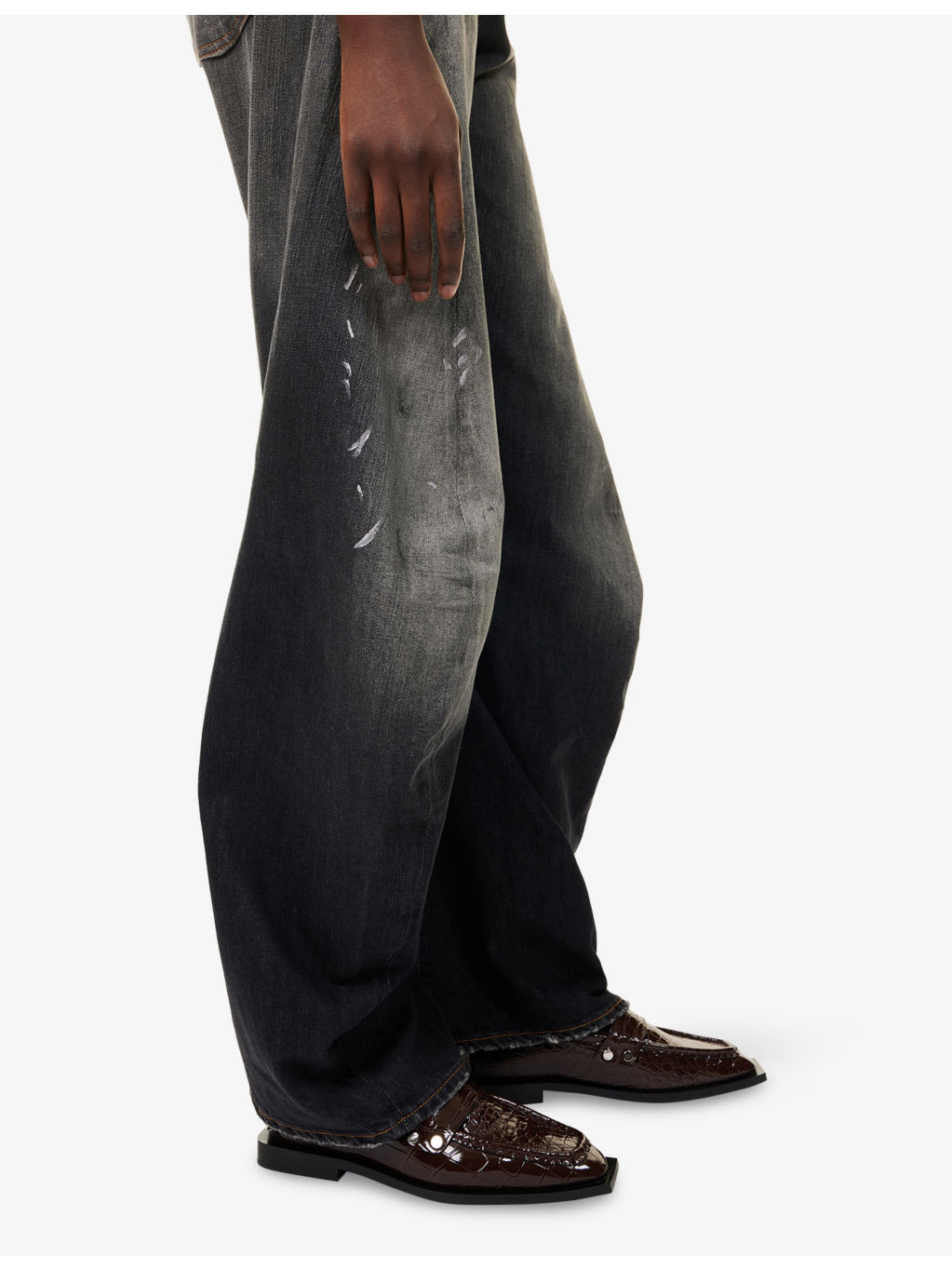 2006F Loose-Fit Denim Jeans - 6
