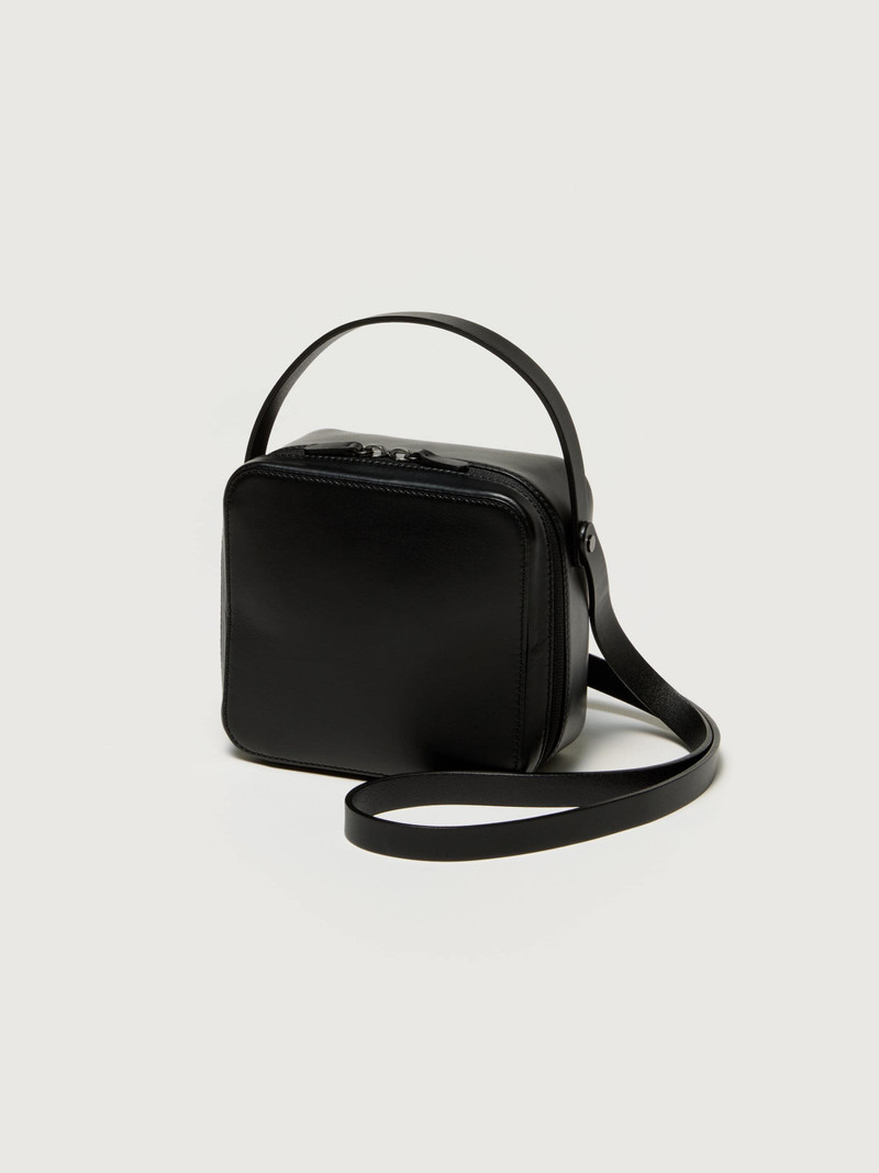 LEATHER SHOULDER BAG MADE BY AETA 1