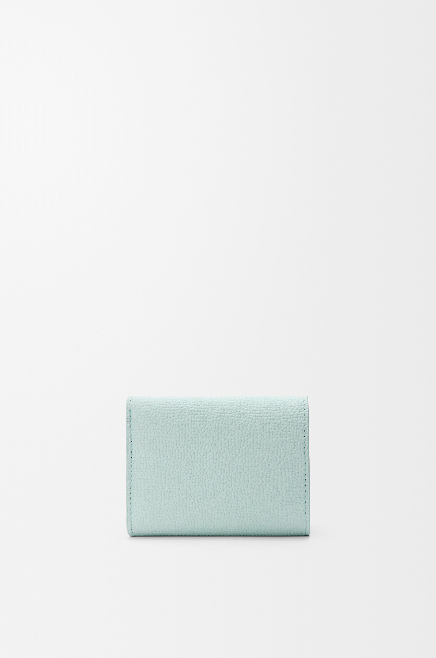 Anagram trifold wallet in pebble grained calfskin - 5