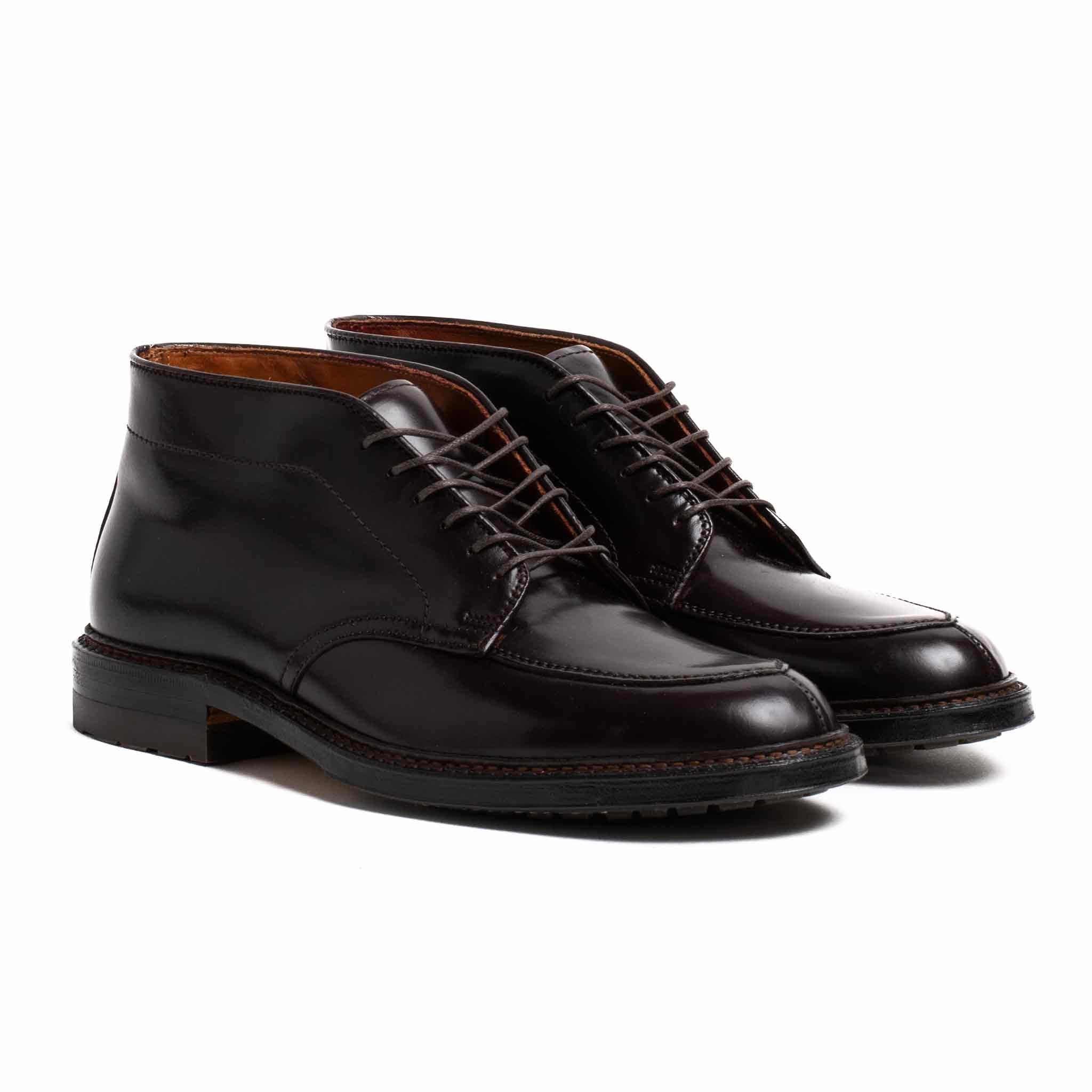 Six Eye Chukka Boot Colour 8 Cordovan With Commando Sole - 2