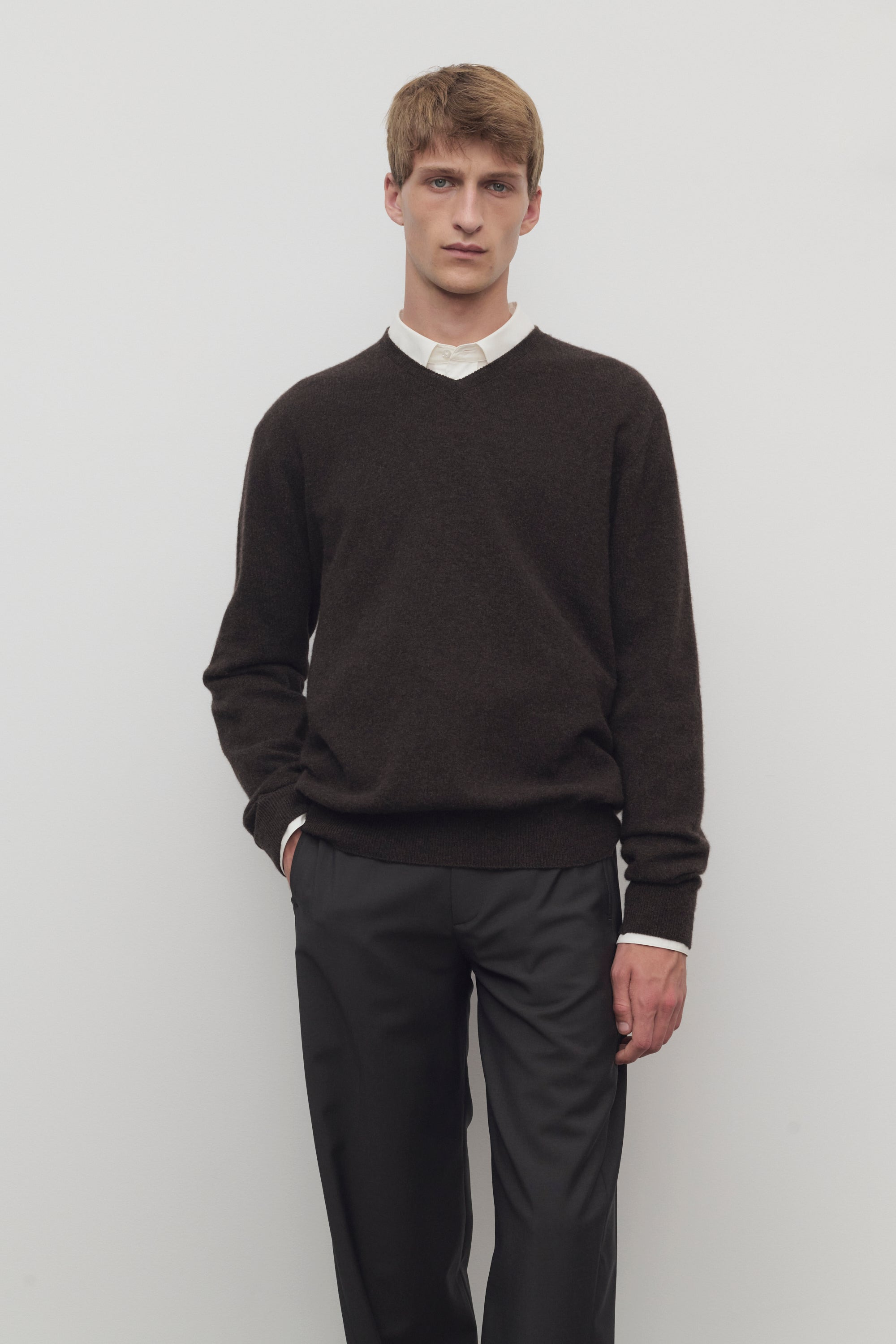 Rod Sweater in Cashmere - 3