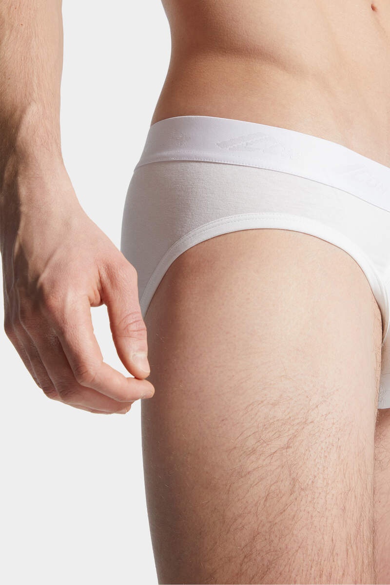 ICON NEW GENERATION BRIEF - 5