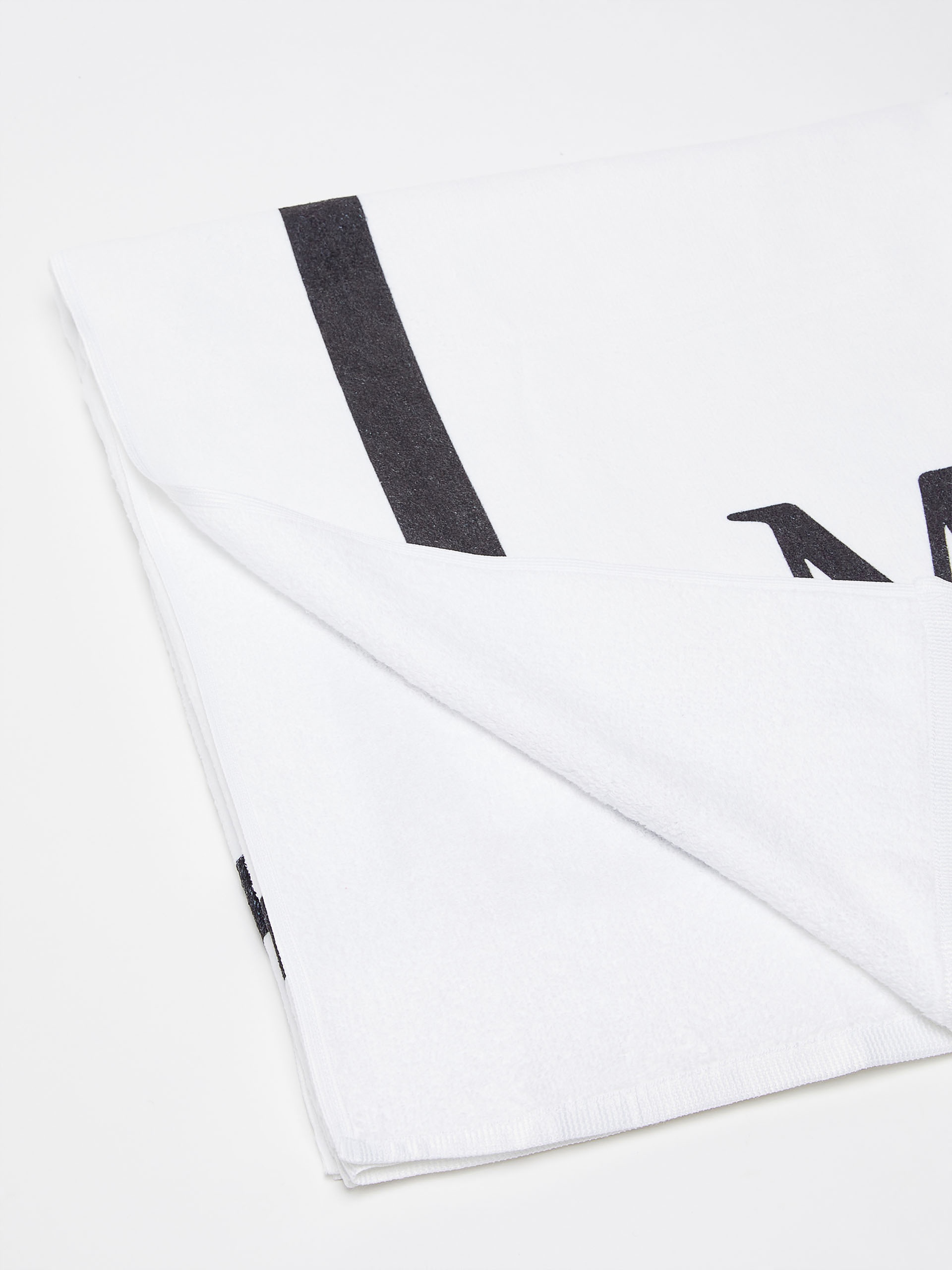 LIVREA Printed terry beach towel - 3