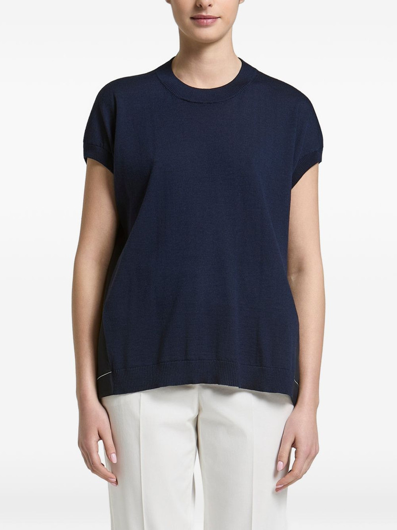 crew-neck vest 1