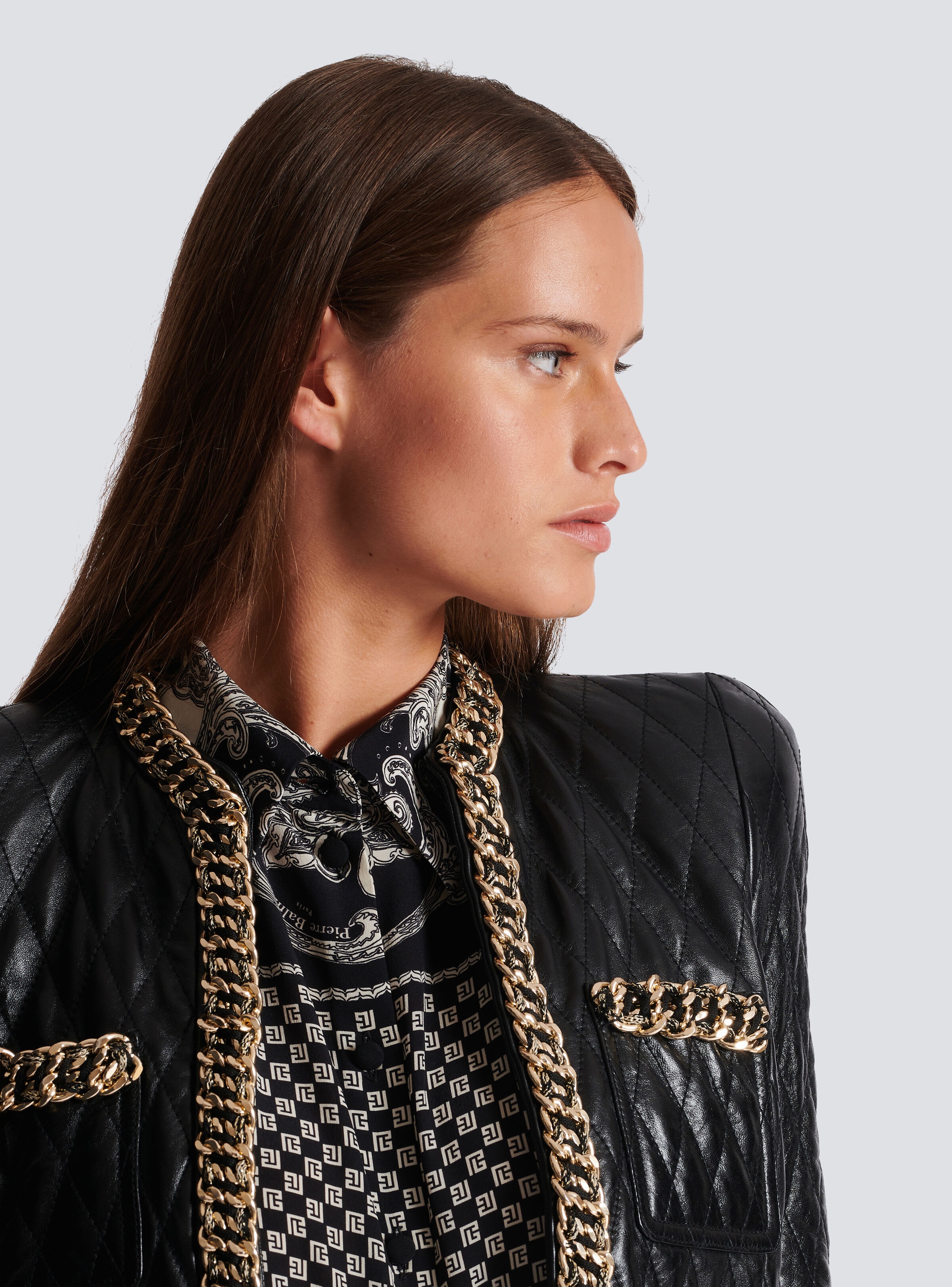 Quilted leather jacket with chains - 8