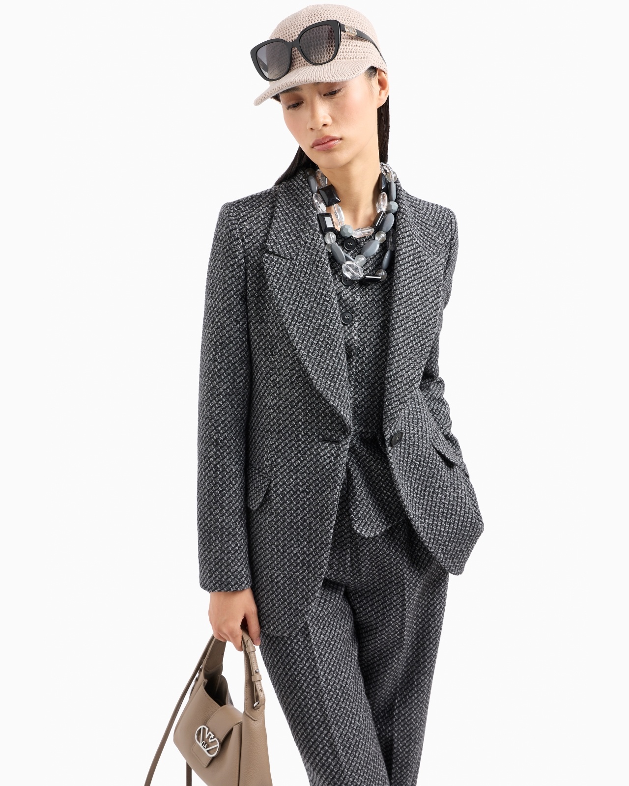 SINGLE-BREASTED WAISTCOAT IN A MÉLANGE WOOL-BLEND KNIT WITH A TEXTURED PATTERN - 6
