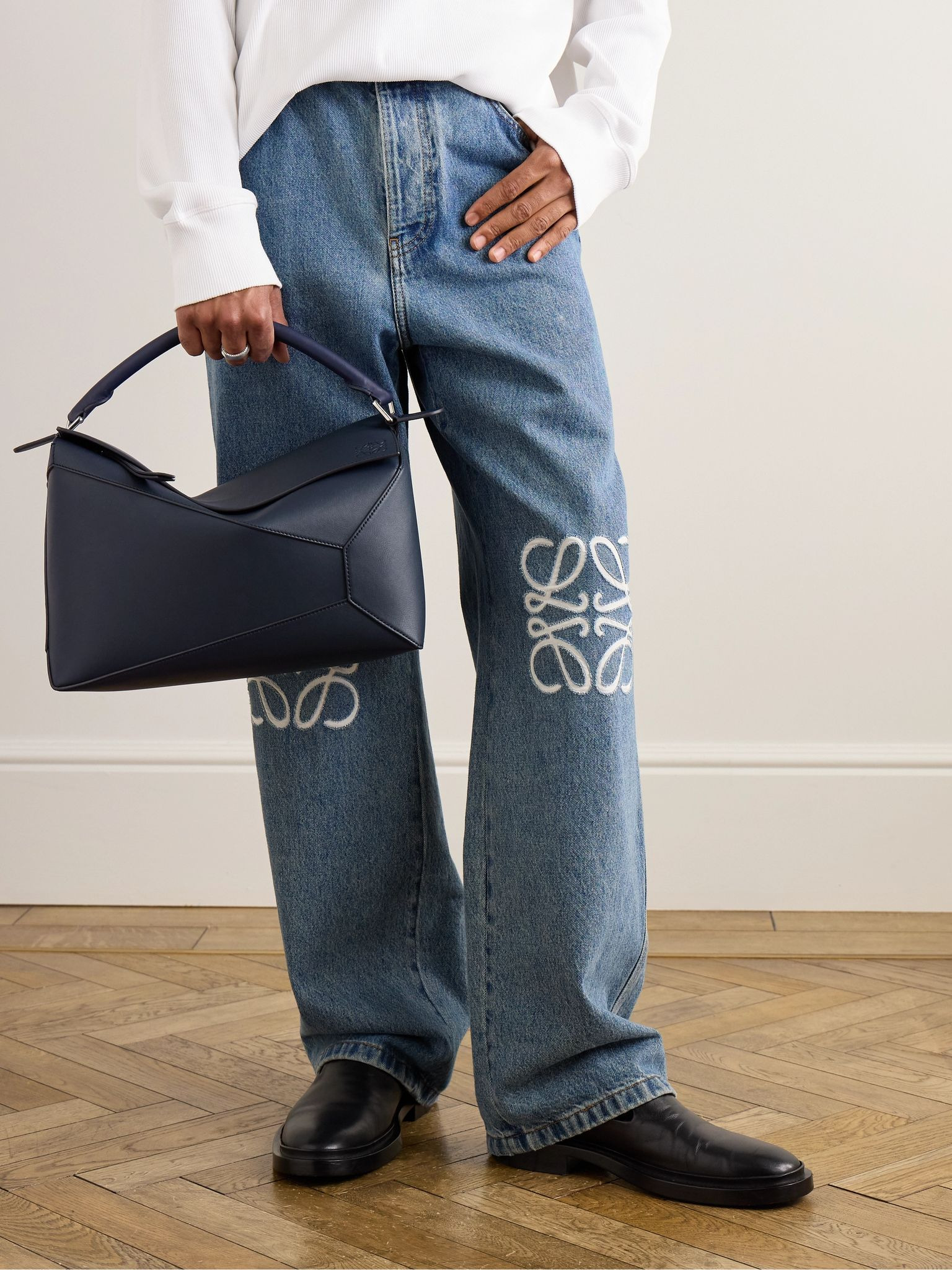 Puzzle Edge Large Logo-Debossed Leather Messenger Bag Navy - 2