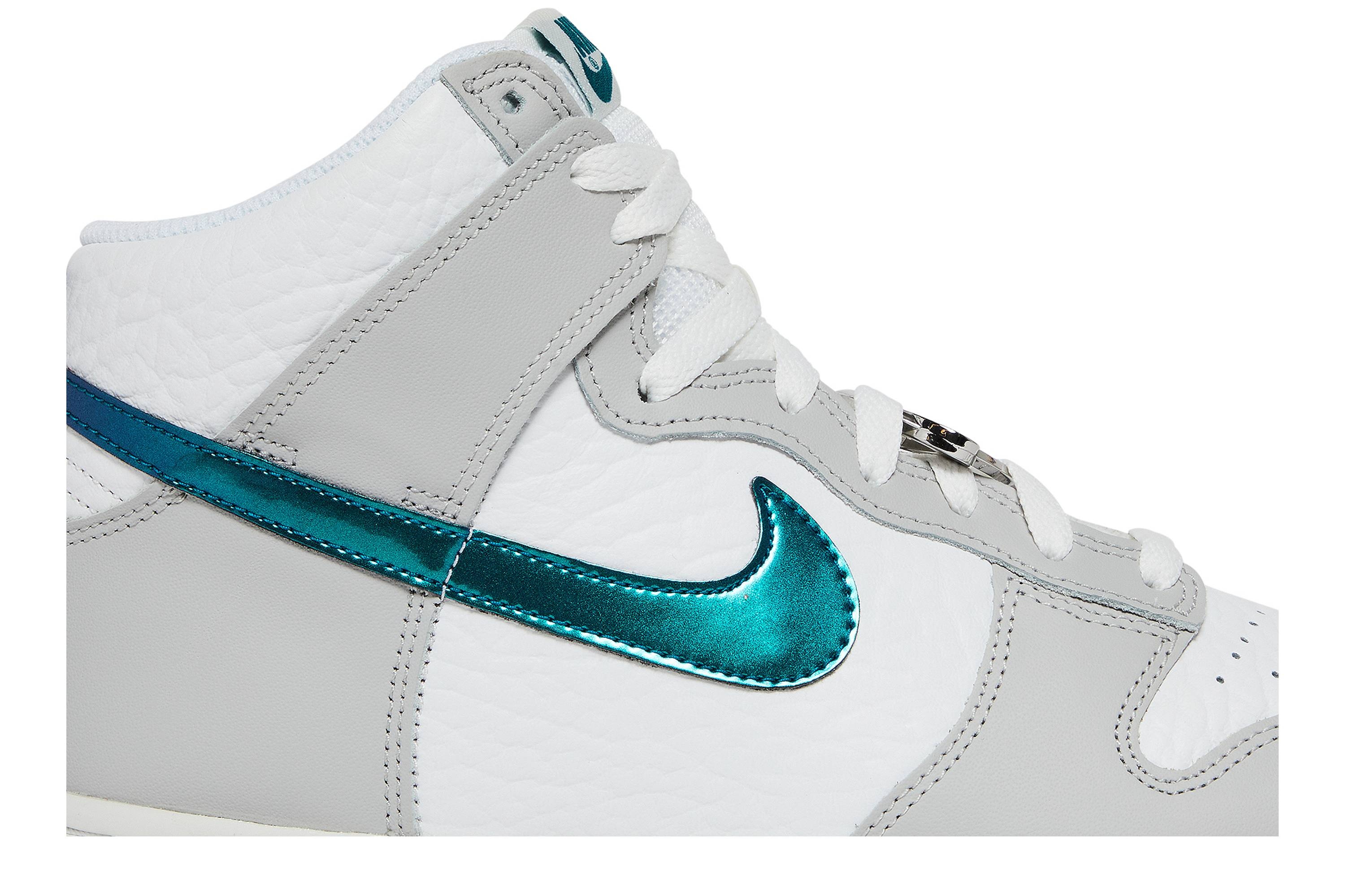 Wmns Dunk High 'FLS' - 2