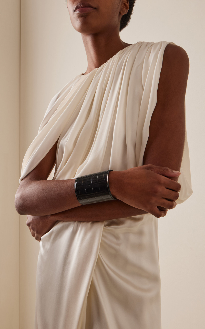 TOTEME Long Croc-Embossed Patent Leather Cuff black outlook