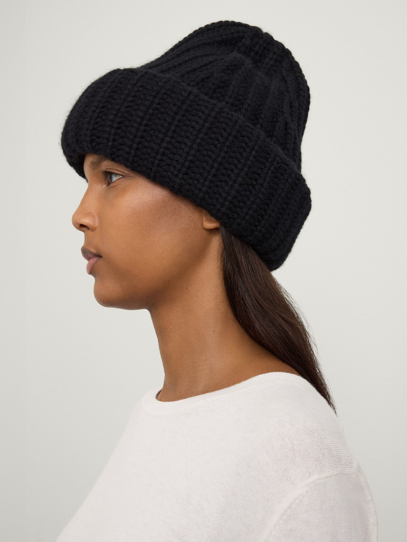 The Beatris Beanie 4