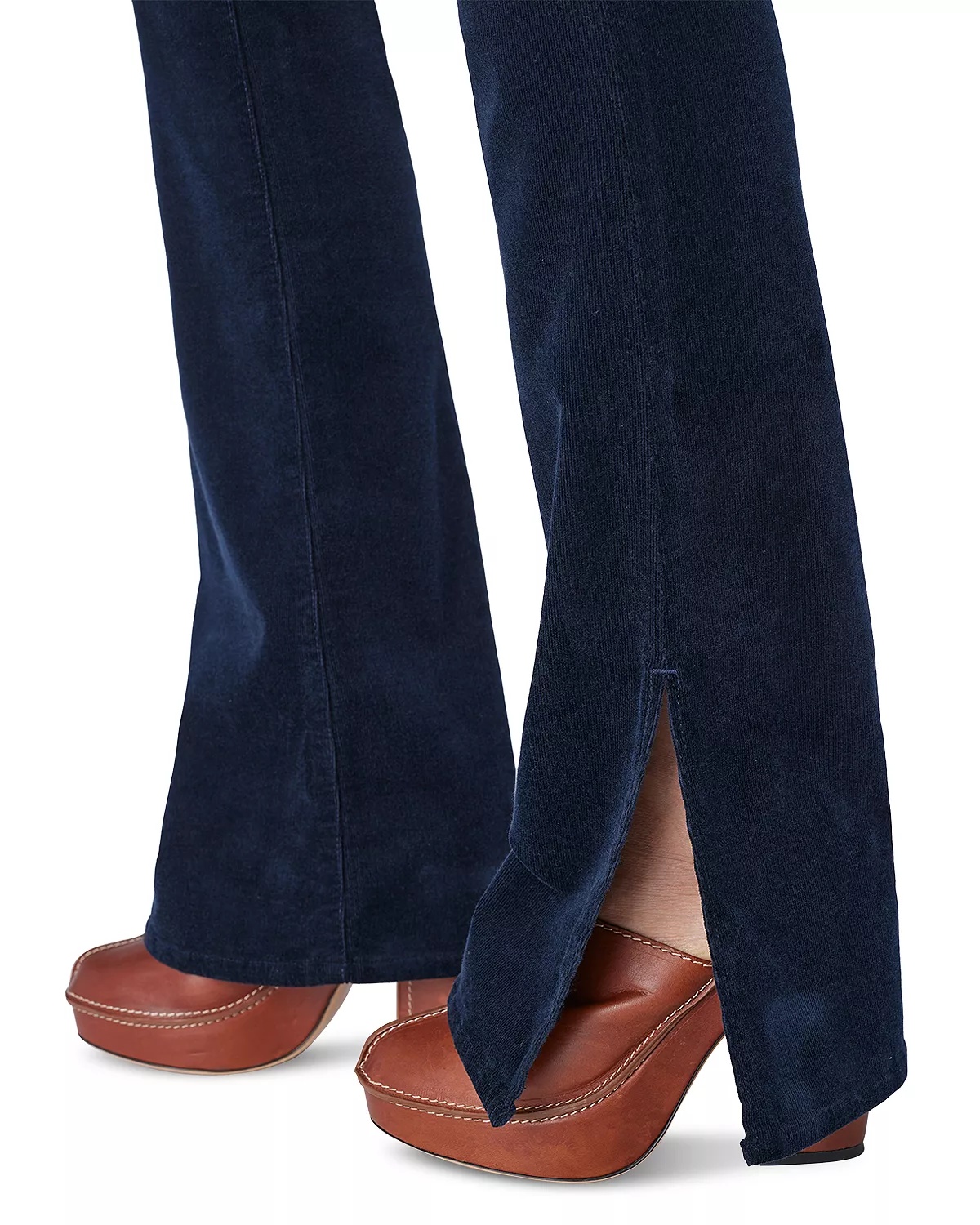 Le Mini High Rise Bootcut Jeans in Navy - 6