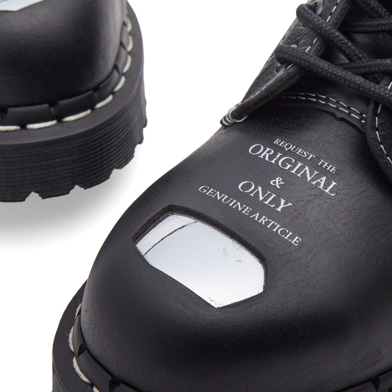 Dr. Martens Dr. Martens 1460 Pascal ST outlook