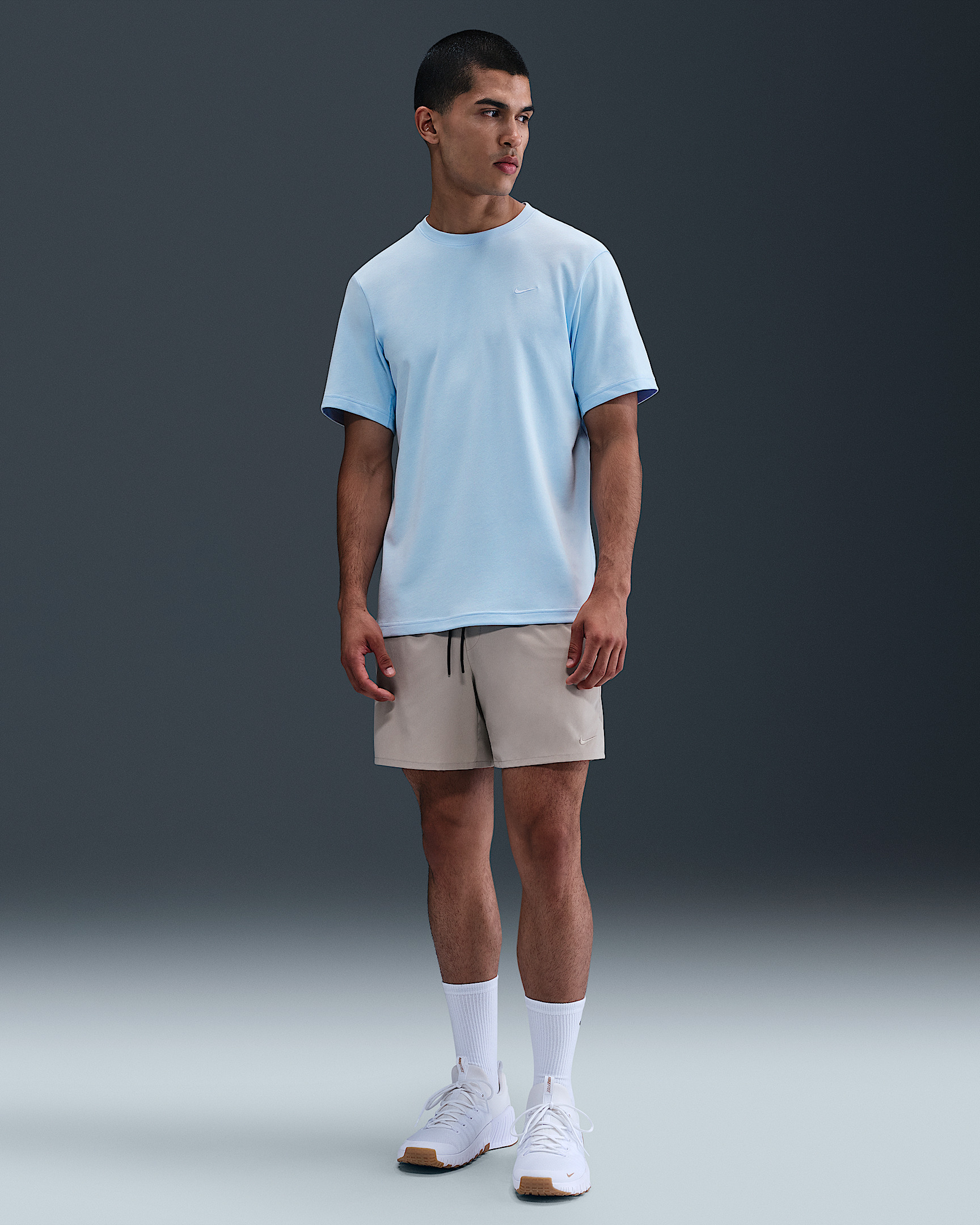 Nike Primary Men's Dri-FIT Short-Sleeve Versatile Top - 4