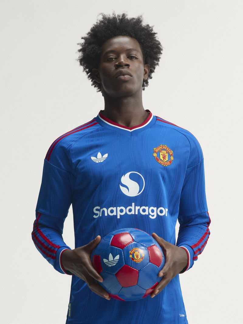 Manchester United 26/27 Away Authentic Jersey Longsleeve 1