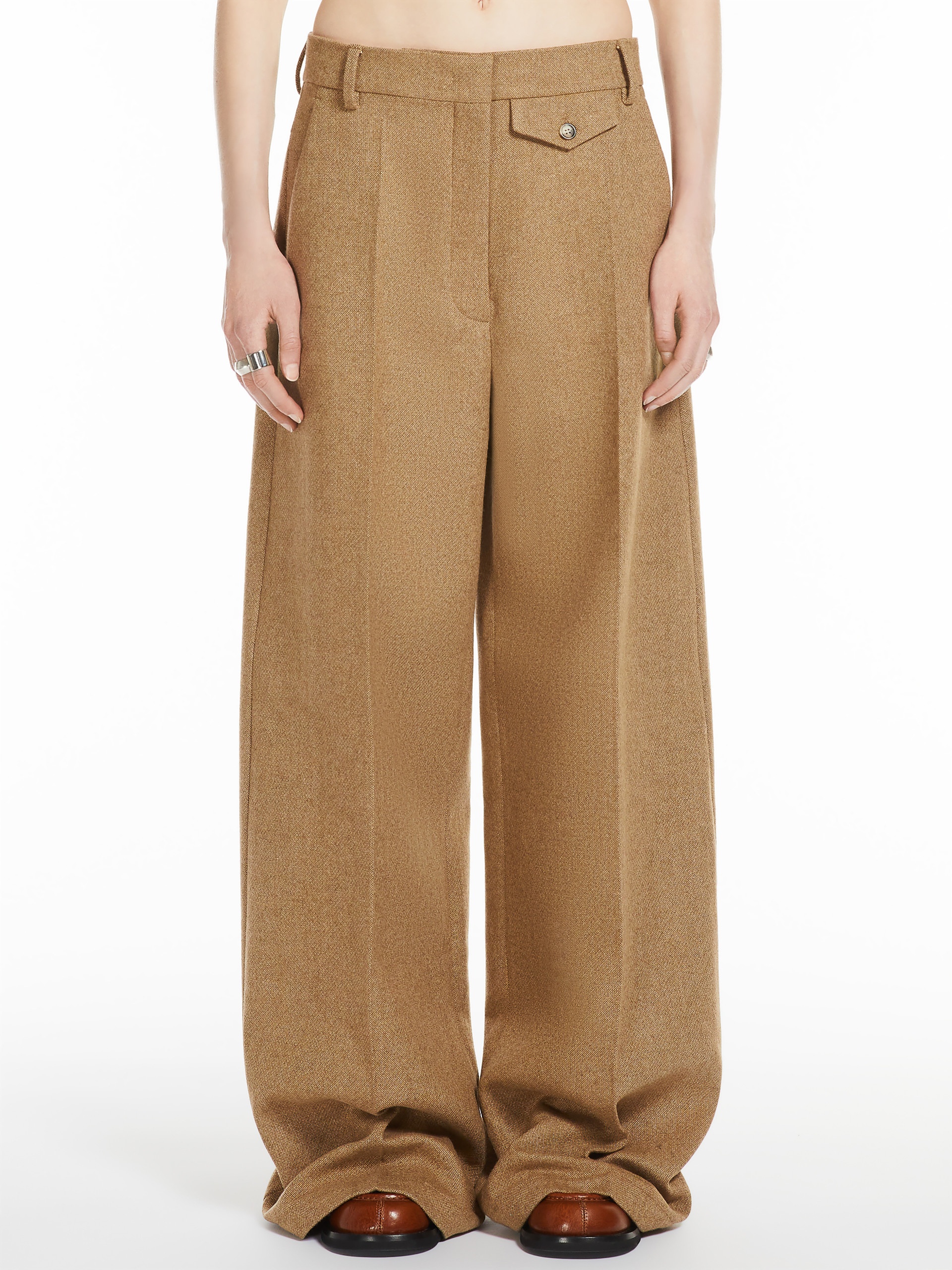 UDENTE Oversized flared trousers - 3