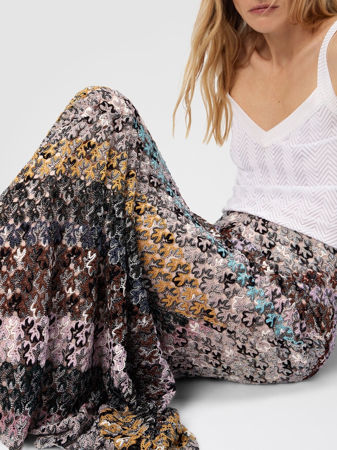 Flared Long Skirt in Lace - 5