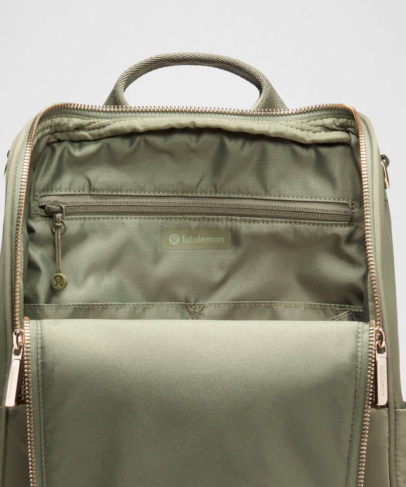 City Essentials Small Backpack 10L 5