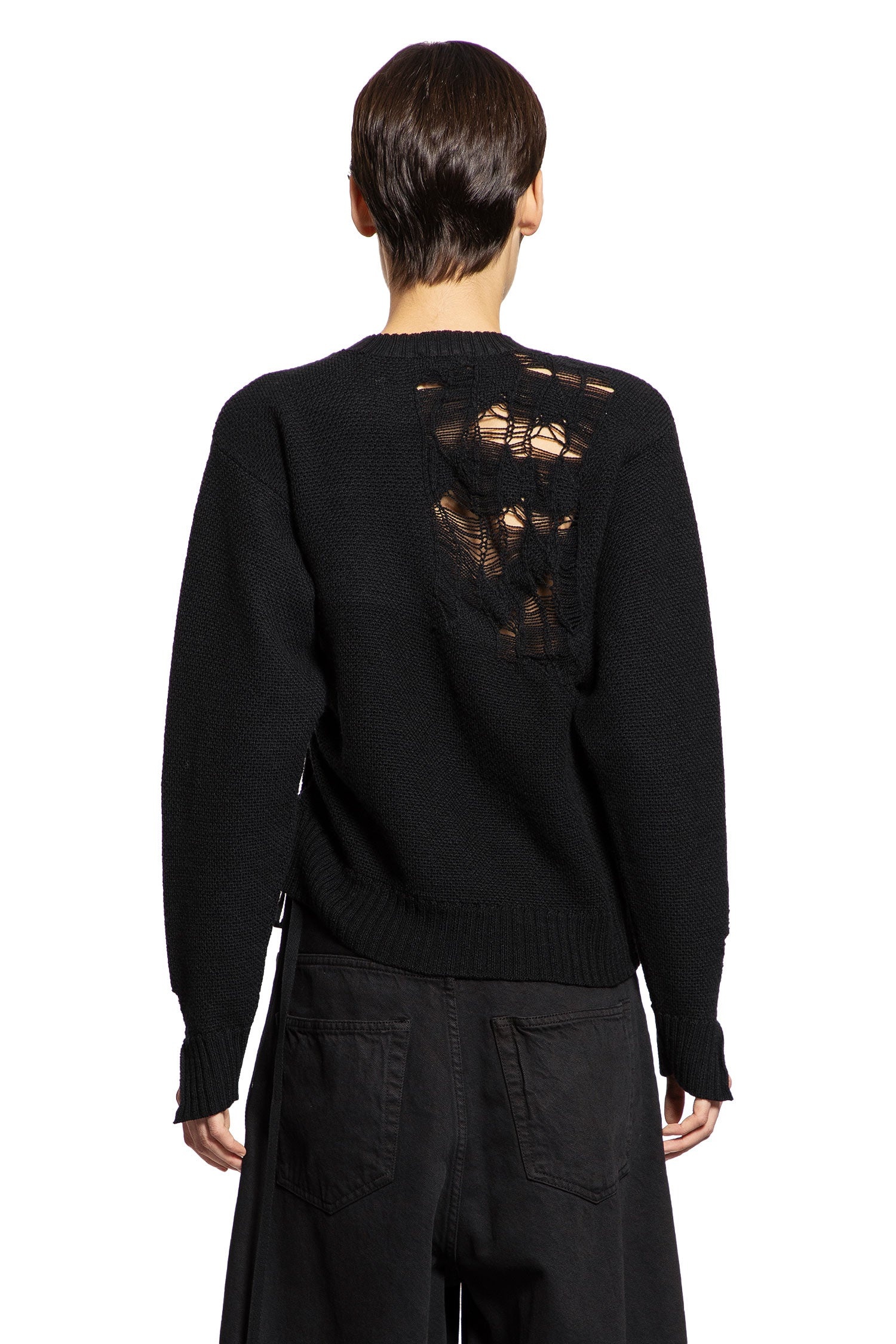 Gabriela-Destroyed-Seed-Stitch-Sweater - 3