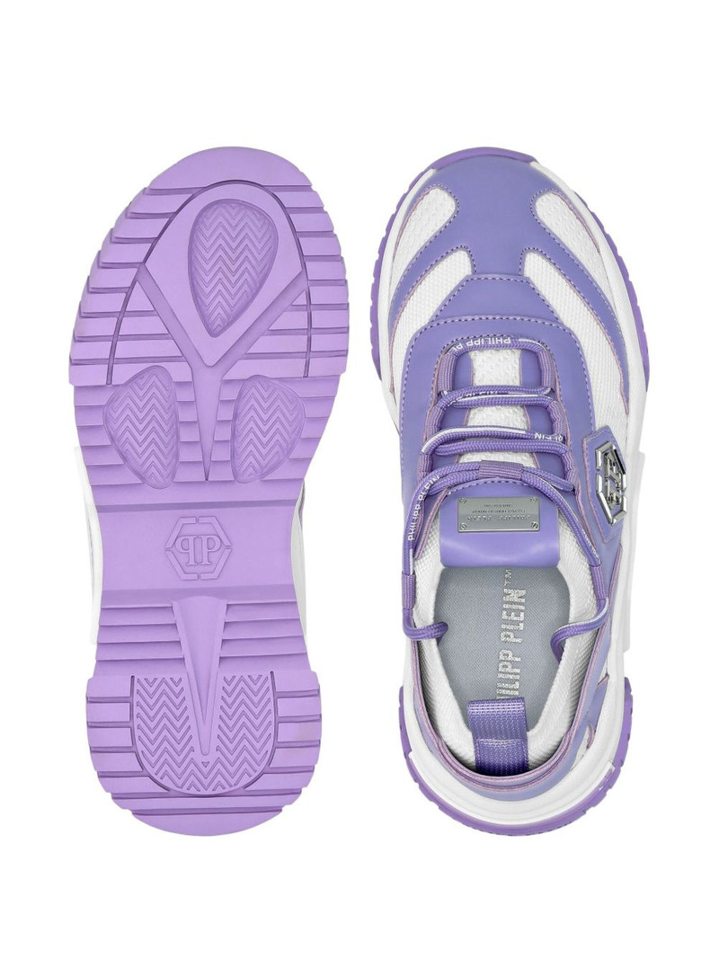 Predator sneakers 3