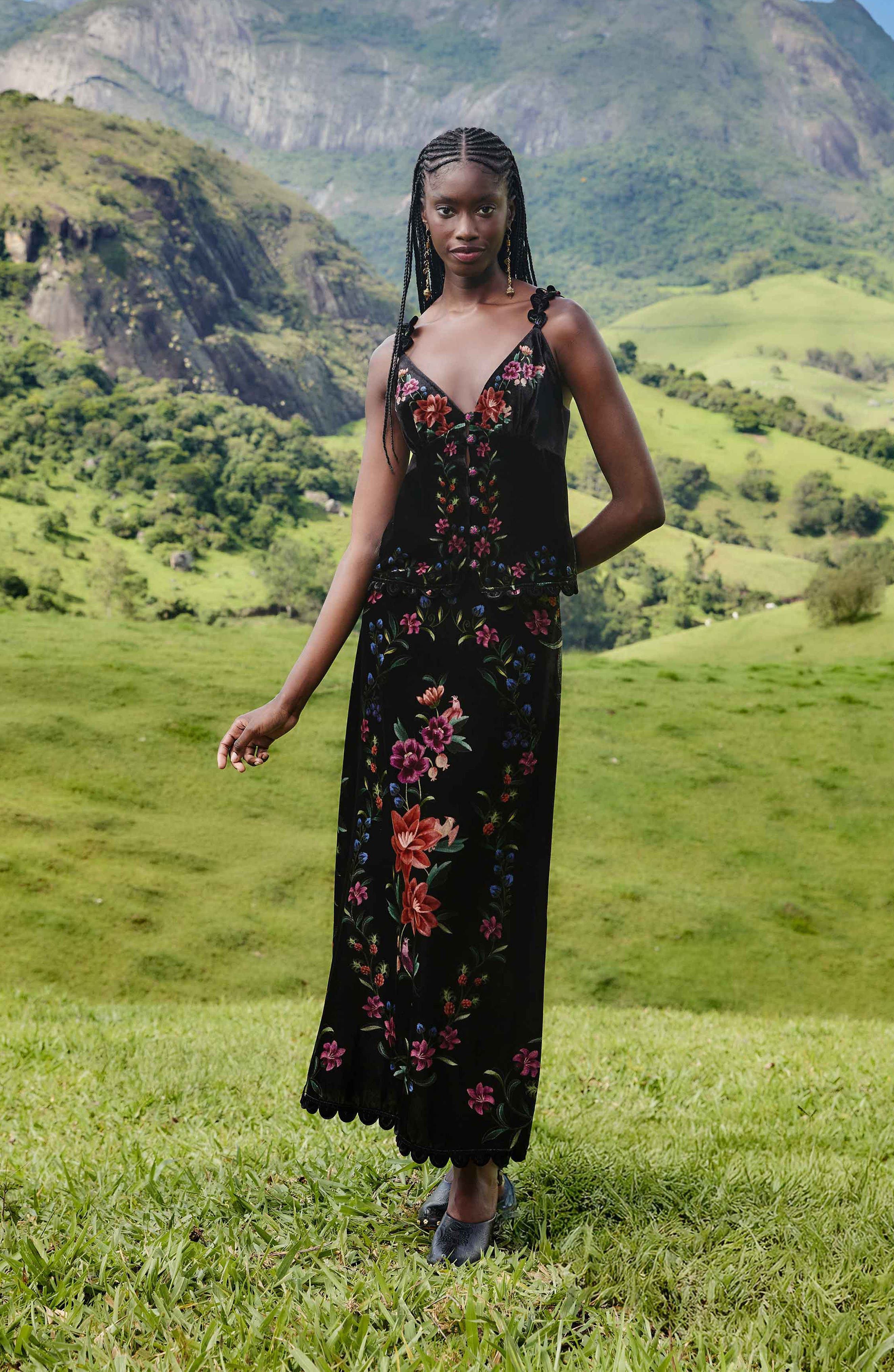 FARM Rio Belle Garden Midi Skirt in Belle Garden Black at Nordstrom - 4
