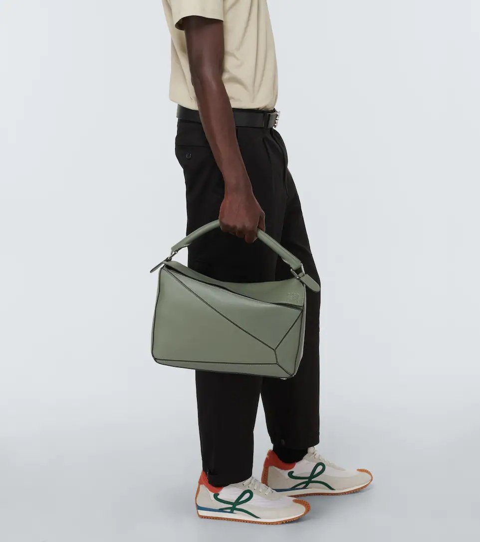 Loewe Puzzle Large leather shoulder bag | mytheresa | REVERSIBLE