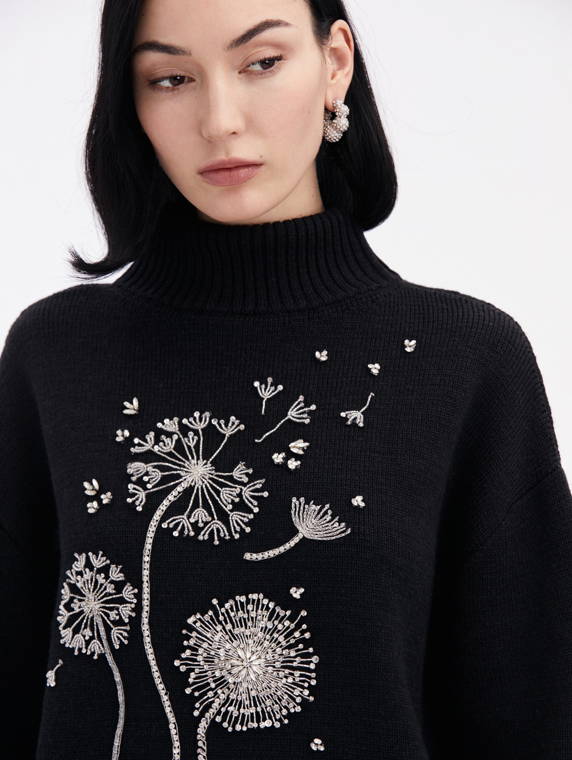 DANDELION CRYSTAL EMBROIDERED PULLOVER - 5