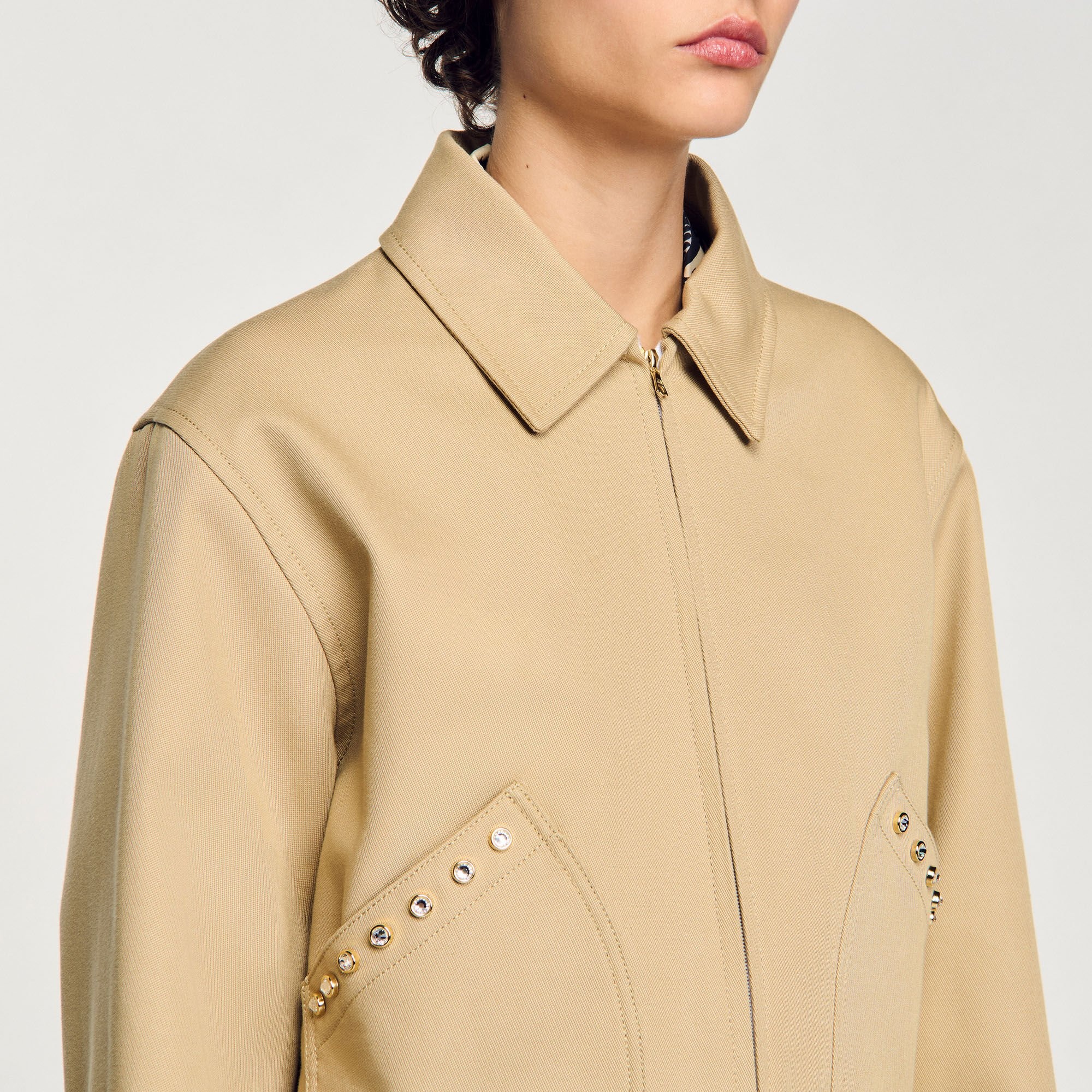 SHORT JACKET WITH RHINESTONE DETAILS - 3