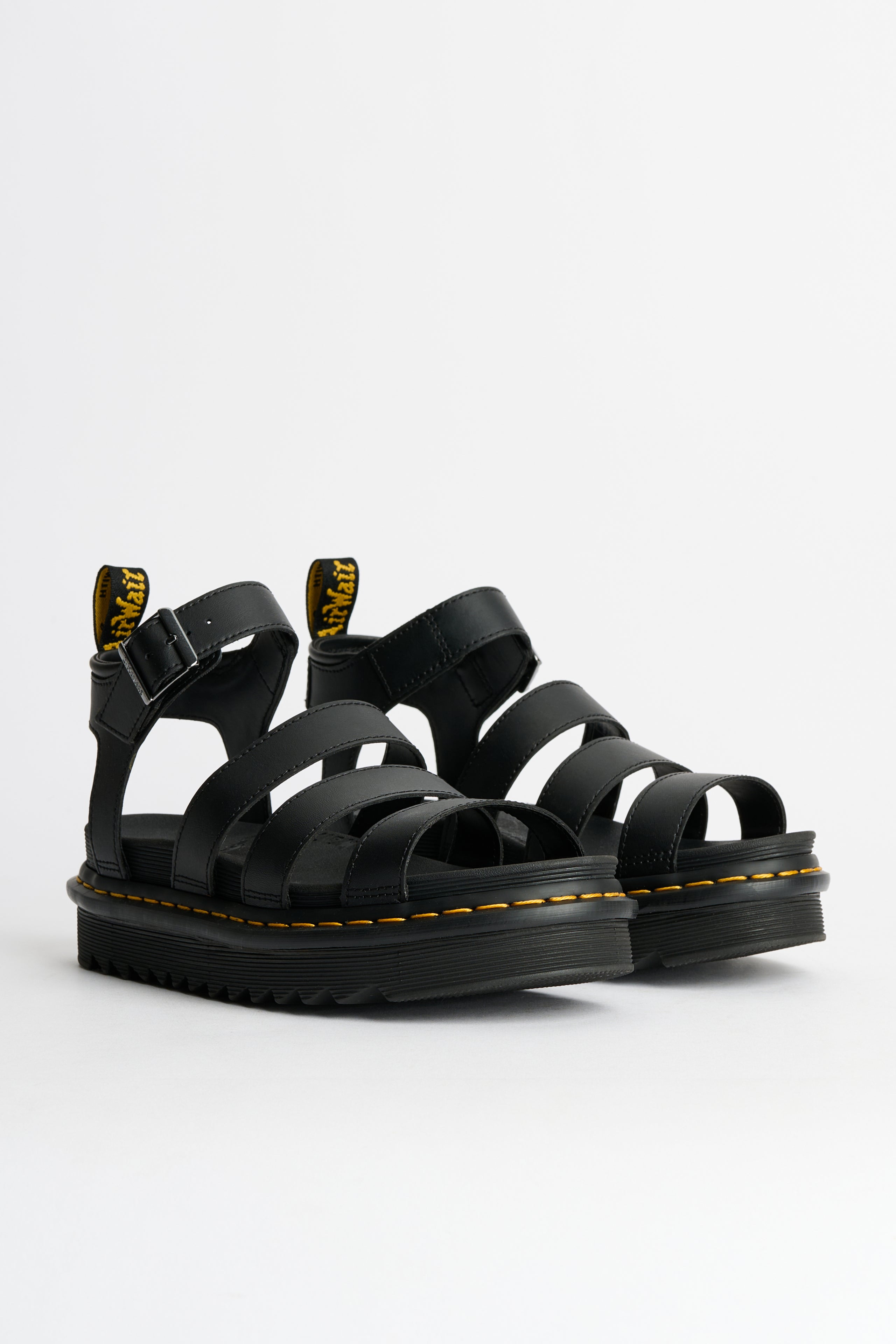 DR. MARTENS W’S BLAIRE HYDRO LEATHER SANDALS BLACK - 3