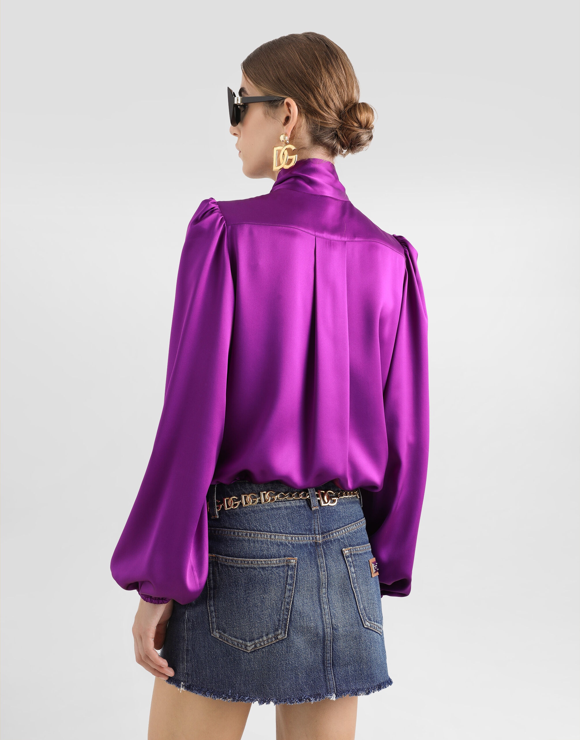 Silk satin shirt with pussy-bow - 5