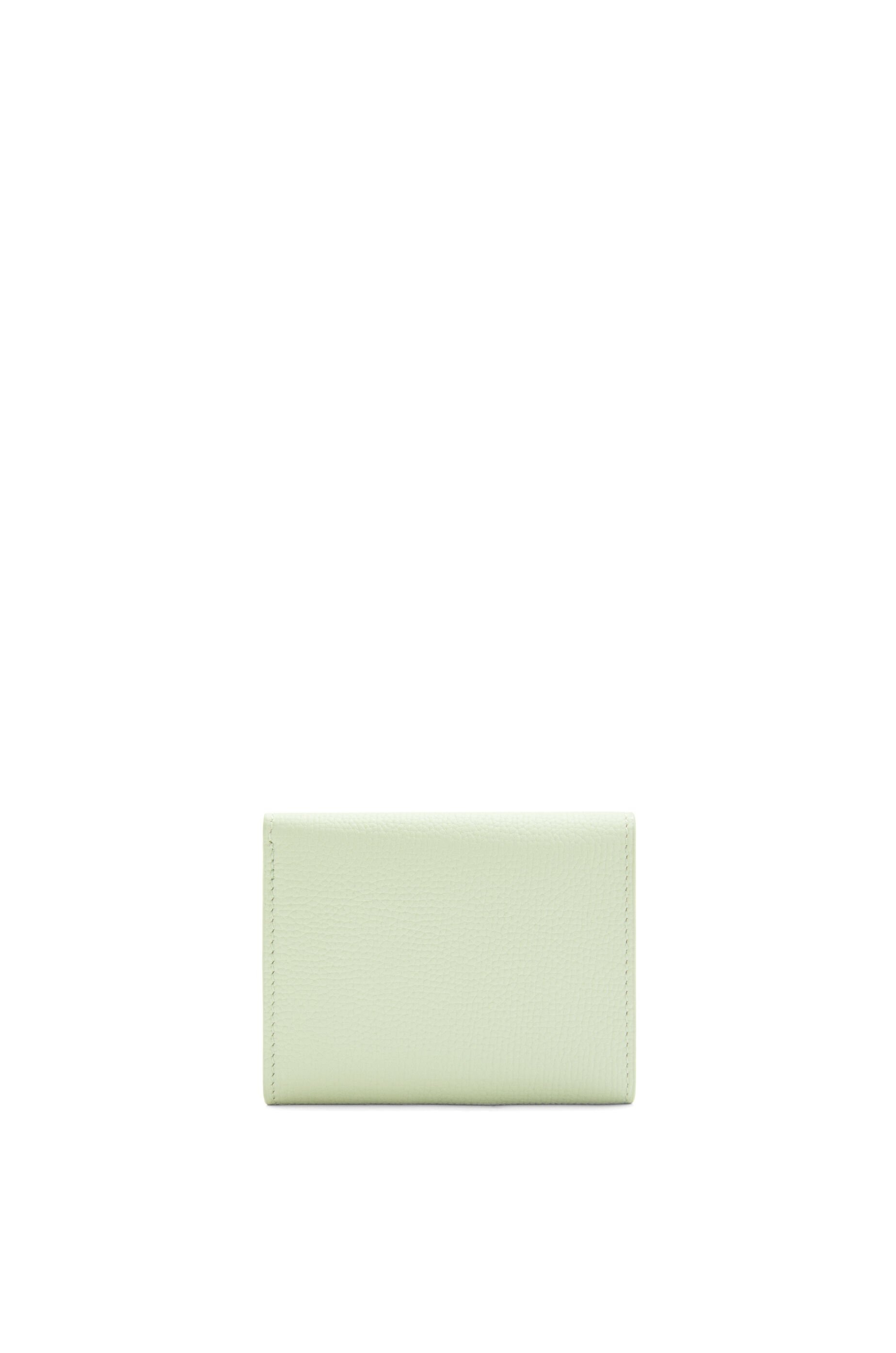 Anagram trifold wallet in pebble grain calfskin - 5