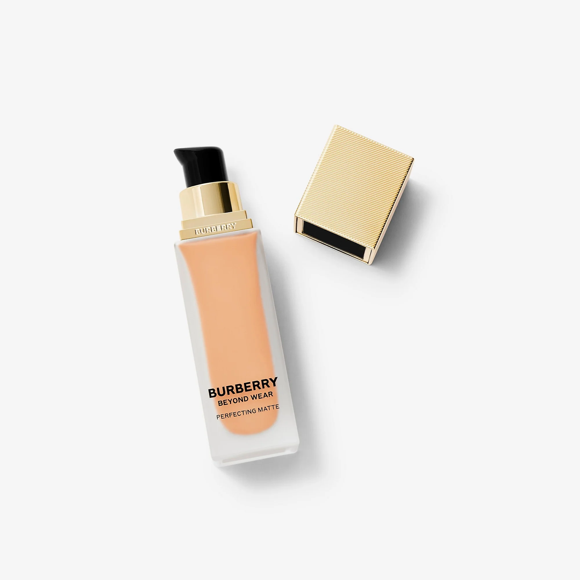 Beyond Wear Perfecting Matte Foundation – 40 Light Neutral - 1