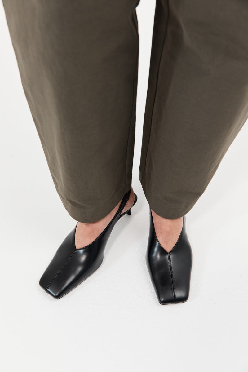 Square Toe Sling Back Heel - Black 3