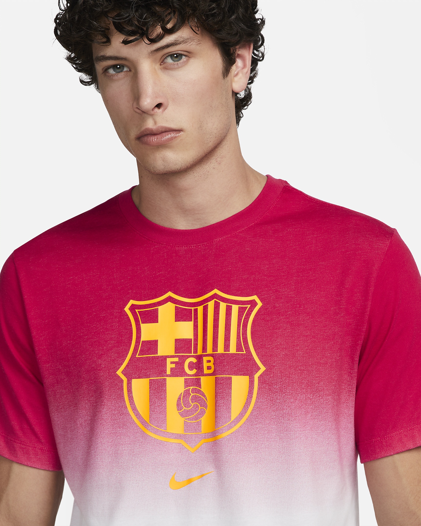 FC Barcelona Crest Nike Men's Soccer T-Shirt - 3