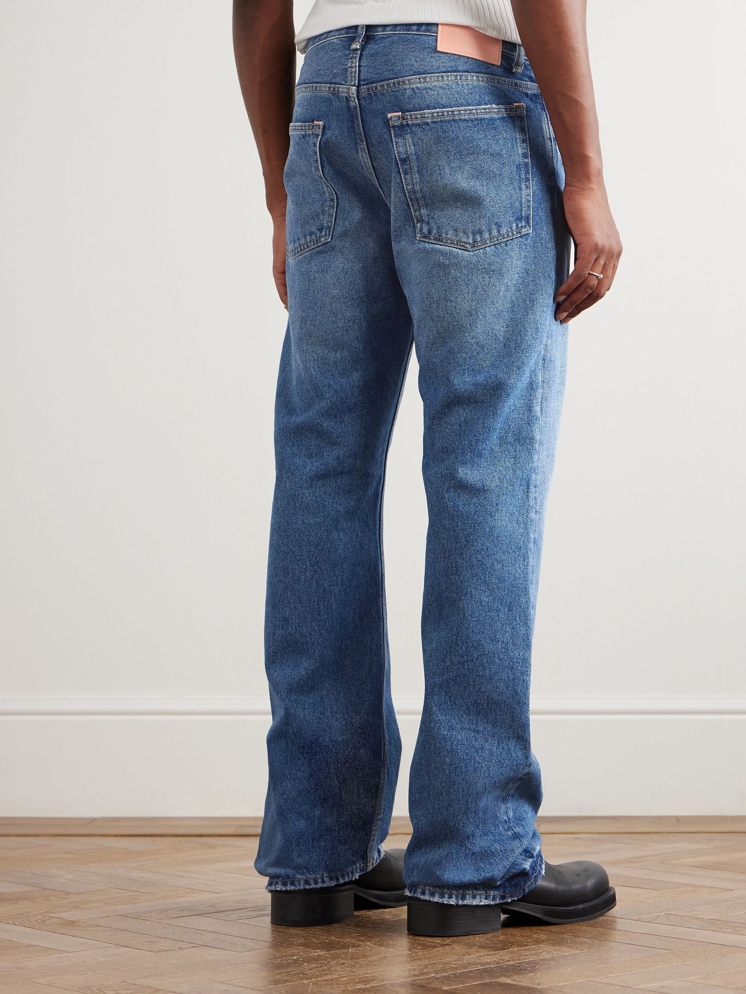 2010M Straight-Leg Distressed Jeans Blue - 4