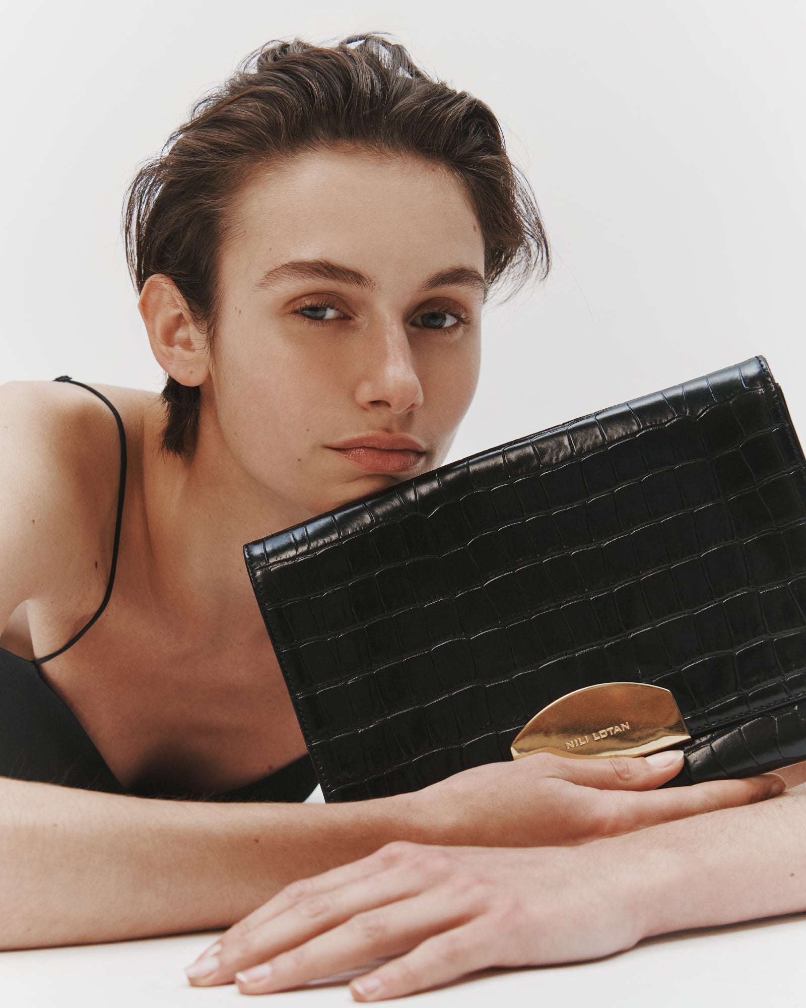 LE AGNES EMBOSSED CROC CLUTCH - 2