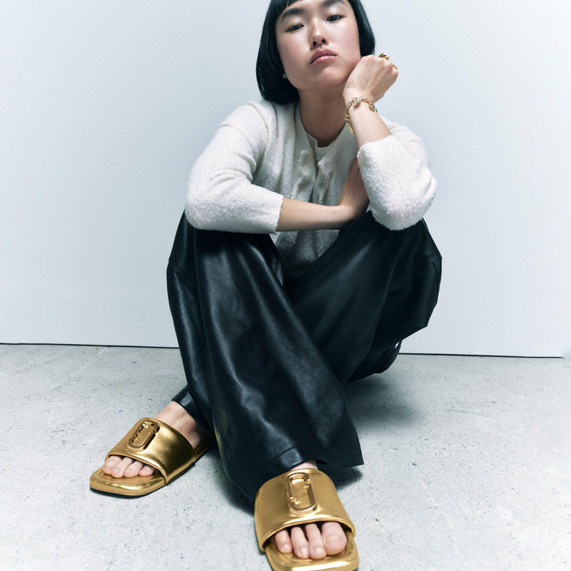Marc Jacobs THE J MARC METALLIC SANDAL outlook