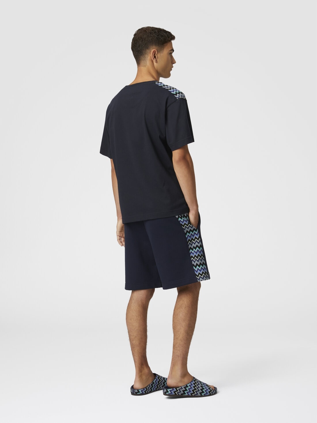 Cotton shorts with zigzag insert - 3
