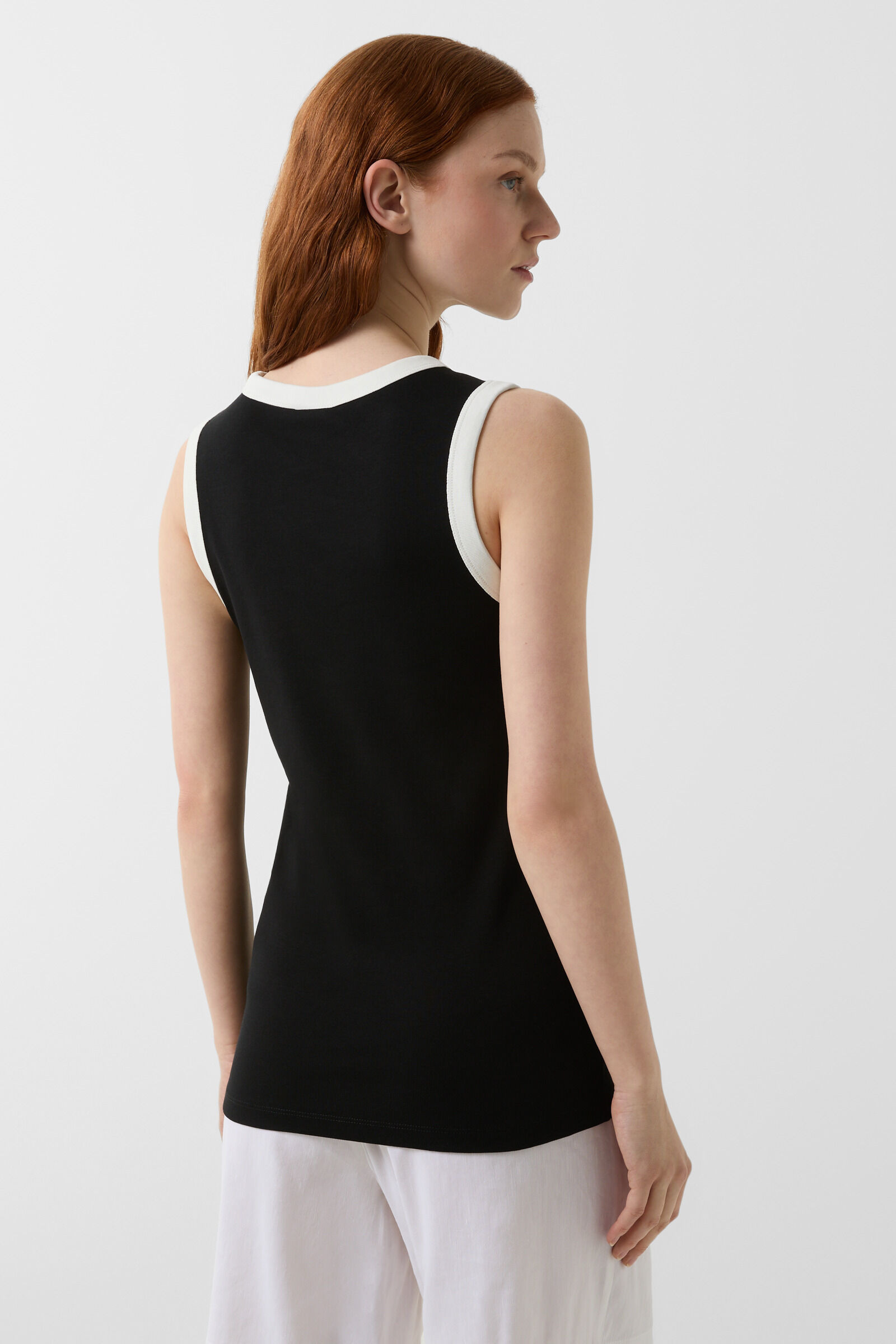 Niki tank top in Black/Off-White - 3